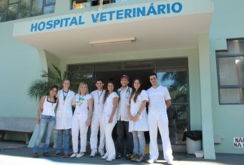 Curso realiza 1º Simpósio de Medicina Veterinária
